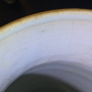Un grand vase en porcelaine de Chine wucai, époque Transition — photo 11