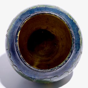 Un grand vase en poterie flamande à décor de figures, prob. Laigneil, Courtrai, début du 20ème — photo 5