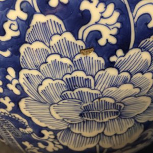 Un grand vase triple gourde en porcelaine de Chine bleu et blanc, Kangxi — photo 11