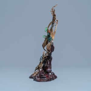 Un groupe en argent émaillé figurant un phénix, Chine, 19/20ème — photo 3