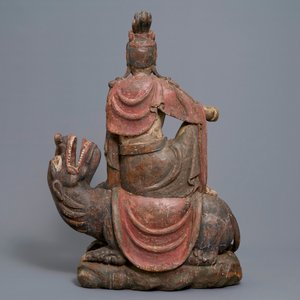 Un groupe en bois polychrome de Guanyin sur un dragon, 18ème — photo 4