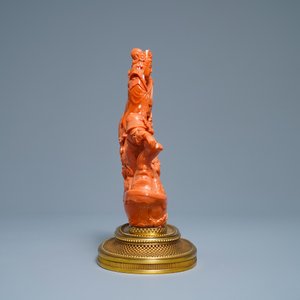 Un groupe en corail rouge figurant les sept divinités du bonheur sur un bateau de phénix, Japon, Meiji, 19ème — photo 5