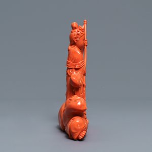 Un groupe en corail rouge sculpté figurant un Bouddha riant, Chine, République, 20ème — photo 2