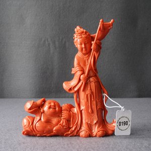 Un groupe en corail rouge sculpté figurant un Bouddha riant, Chine, République, 20ème — photo 8