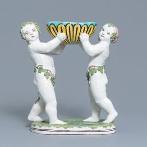 Un groupe en faïence polychrome dans le style de Bruxelles, Geo Martel, Dèsvres, début 20ème — photo 1