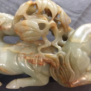 Un groupe en jade céladon figurant deux béliers, Chine, 18/19ème — photo 11
