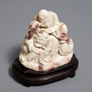 Un groupe en pierre de Shoushan figurant deux immortels, Chine, 19ème — photo 1