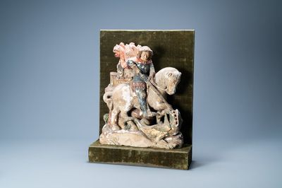 Un groupe en pierre polychromé représentant Saint Georges terrassant le dragon, probablement Allemagne, 15ème