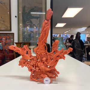 Un groupe figurant Guanyin en corail rouge sculpté, Chine, 19/20ème — photo 12