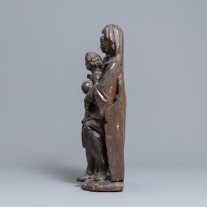 Un groupe figurant Sainte Anne Trinitaire en chêne sculpté, vers 1540 — photo 5