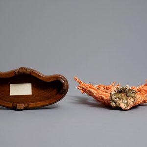 Un groupe figurant un arbre aux oiseaux en corail rouge sculpté sur socle incrusté, Chine, 19/20ème — photo 7