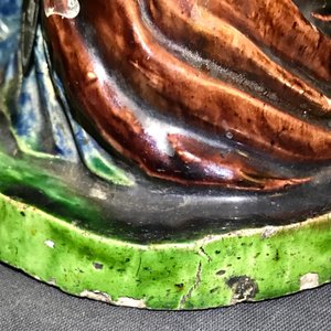 Un groupe figurant une mêre et enfant en terre vernissée, Suite de Palissy, France, 16/17ème — photo 17