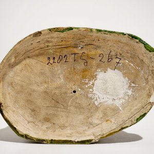 Un groupe figurant une mêre et enfant en terre vernissée, Suite de Palissy, France, 16/17ème — photo 6