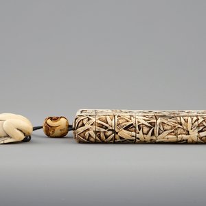 Un inro avec netsuke en ivoire sculpté, Japon, Meiji, 19ème — photo 7