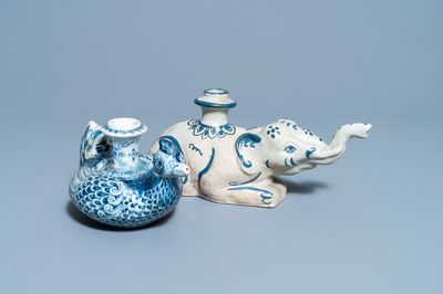 Un kendi en forme de canard en porcelaine de Chine en bleu et blanc et un vietnamien en forme d'éléphant, Ming et 19ème