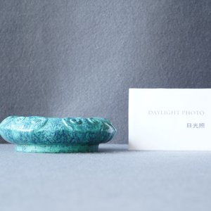 Un lave-pinceaux en porcelaine de Chine 'robin's egg', marque en creux, 19ème — photo 9