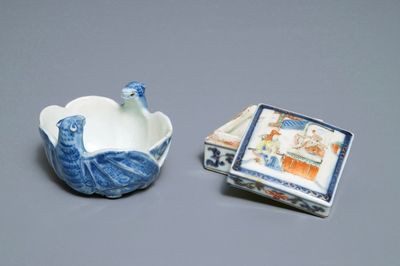 Un lave-pinceaux et une boîte en porcelaine de Chine bleu et blanc et famille rose, Kangxi/Qianlong