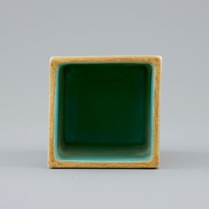 Un lave pinceaux rectangulaire en porcelaine de Chine famille rose, 19/20ème — photo 6