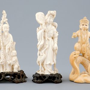 Un lot de 3 figures en ivoire, Inde et Chine, début du 20ème — photo 2