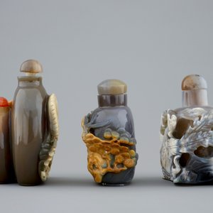 Un lot de 3 tabatières en agate, Chine, 20ème — photo 5