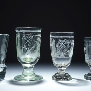 Un lot de 4 verrres maçonniques, 20ème siècle — photo 1