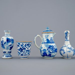 Un lot de 6 pièces en porcelaine de Chine bleu et blanc, Kangxi — photo 5