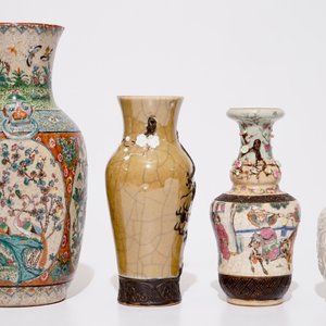 Un lot de quatre vases Nanking, 19ème — photo 2