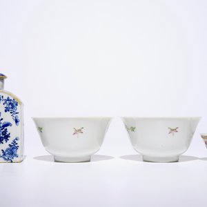 Un lot varié en porcelaine de Chine bleu et blanc et famille rose, Wanli, Kangxi et après — photo 6