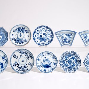 Un lot varié en porcelaine de Chine bleu et blanc, Kangxi/Qianlong — photo 2
