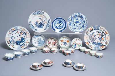 Un lot varié en porcelaine de Chine famille rose, bleu et blanc et de style Imari, 18ème