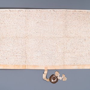 Un manuscrit à sujet armorié sur parchement et un deuxième daté 1587 et avec un sceau, Flandre, 16ème — photo 5