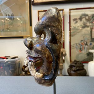 Un masque en bois sculpté et polychromé, Java, Indonesie, 19ème — photo 8
