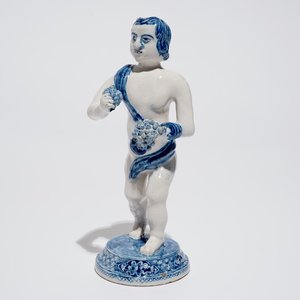 Un modèle de Bacchus en faïence de Delft bleu et blanc, début du 18ème — photo 1