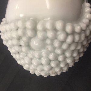 Un modèle de Bouddha debout en porcelaine blanc de Chine de Dehua, marque sur le dos, Kangxi — photo 15
