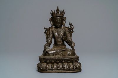 Un modèle de Bouddha en bronze de style Ming, Chine, Qianlong