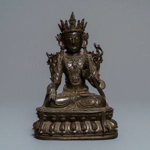 Un modèle de Bouddha en bronze de style Ming, Chine, Qianlong — photo 1