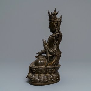 Un modèle de Bouddha en bronze de style Ming, Chine, Qianlong — photo 2