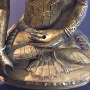 Un modèle de Bouddha en bronze doré, Chine, 18/19ème — photo 8