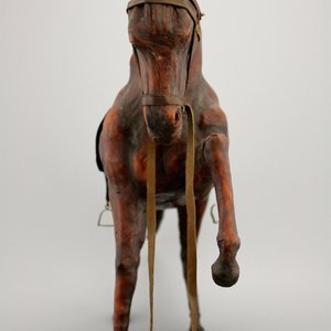 Un modèle de cheval en cuir, début 20e — photo 1