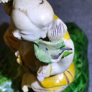 Un modèle de Liu Hai sur le crapaud en biscuit émaillé vert, Kangxi — photo 10