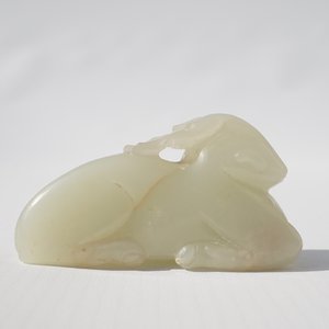 Un modèle d'un bélier en jade sculpté sur socle en bois, 19ème — photo 15