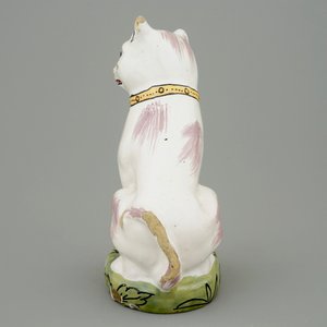 Un modèle d'un chat en faïence polychrome de Bruxelles, 18ème — photo 5