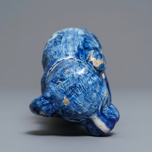 Un modèle d'un chien en faïence de Delft bleu et blanc, 1ère moitié du 18ème — photo 6