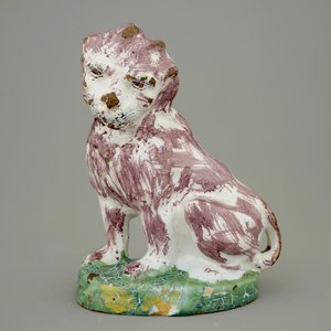 Un modèle d'un chien en faïence polychrome de Bruxelles, 18ème — photo 2