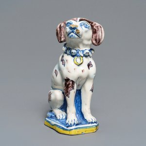 Un modèle d'un chien en faïence polychrome de Delft, début du 18ème — photo 3