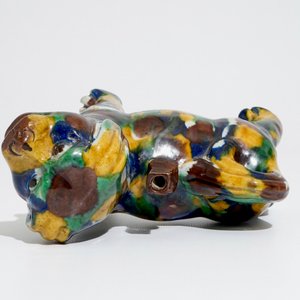 Un modèle d'un chien en porcelaine de Chine de type épinards et oeuf, 19ème — photo 8