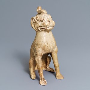 Un modèle d'un kylin en terre cuite, Chine, Tang — photo 1
