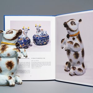 Un modèle d'un ours en faïence de Delft polychrome, 18ème — photo 10