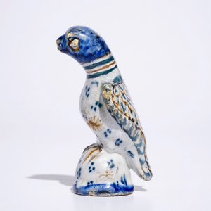 Un modèle d'un perroquet en faïence de Delft polychrome, 18ème — photo 3