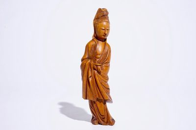 Un modèle d'une Guanyin en bois sculpté, Chine, 19/20ème